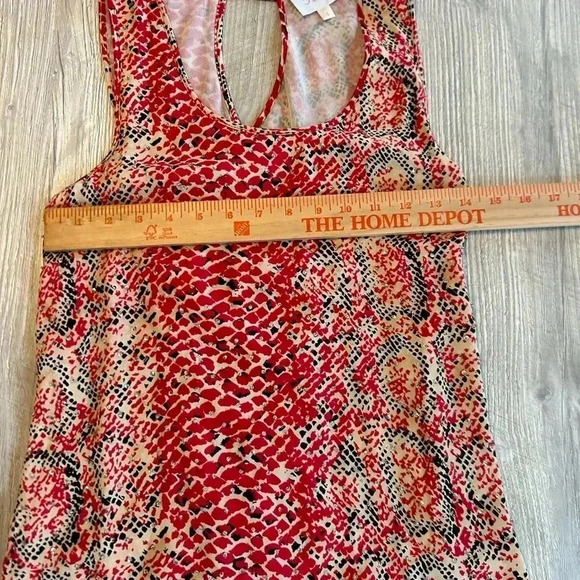 Parker Women's 100% Silk Cross Back Tank Top Animal Print Bling Pink Tan Small - Picture 10 of 10